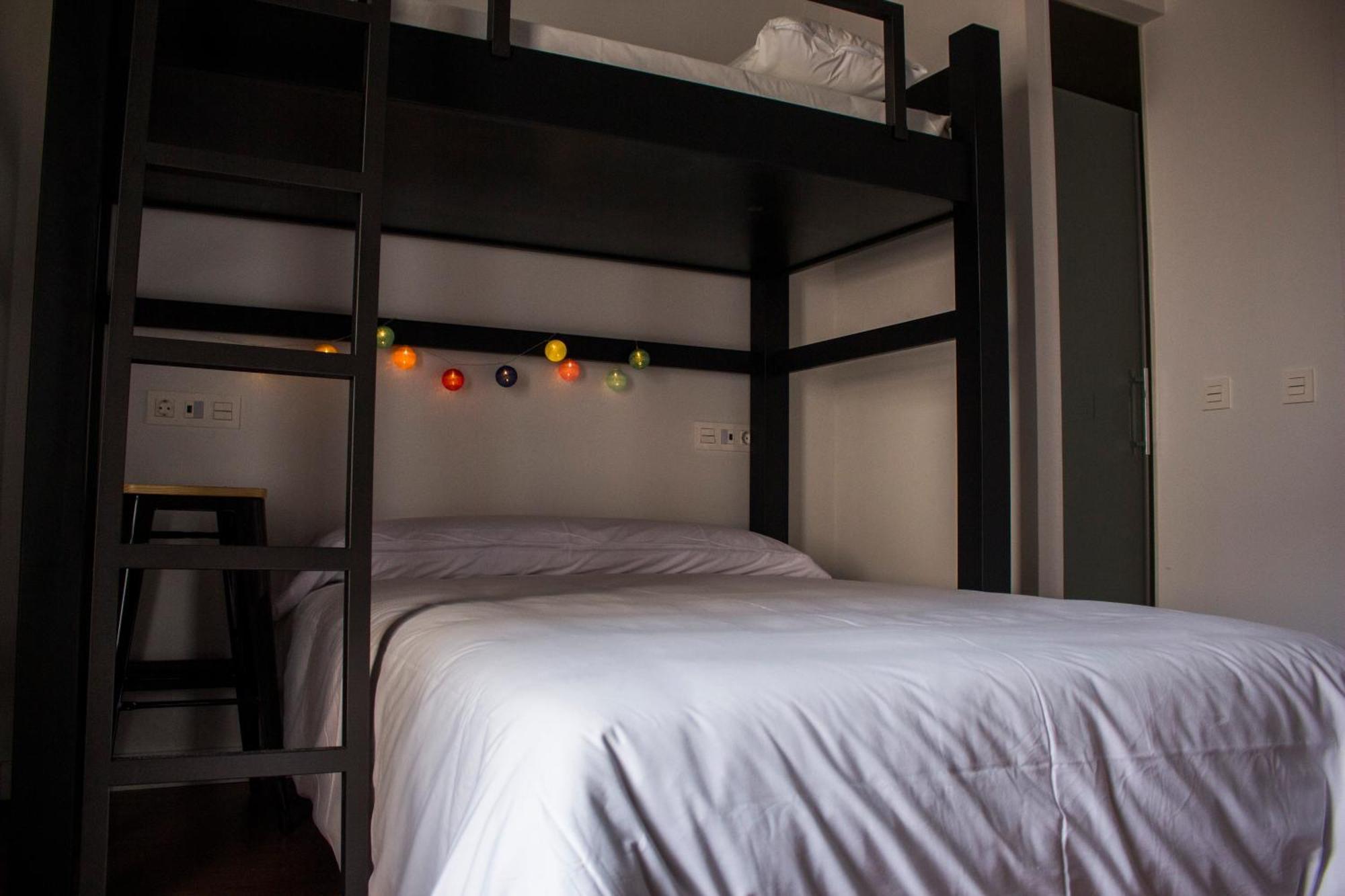 Quartier Leon Hostel Jabalquinto 外观 照片